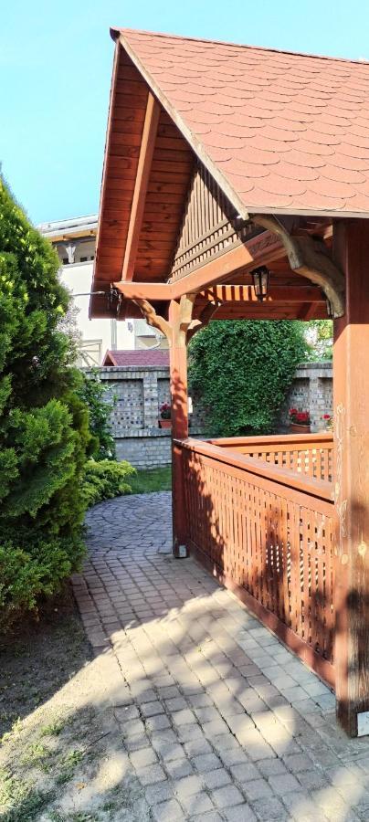 Hajdúszoboszló Rozsakert Apartmanhaz מראה חיצוני תמונה