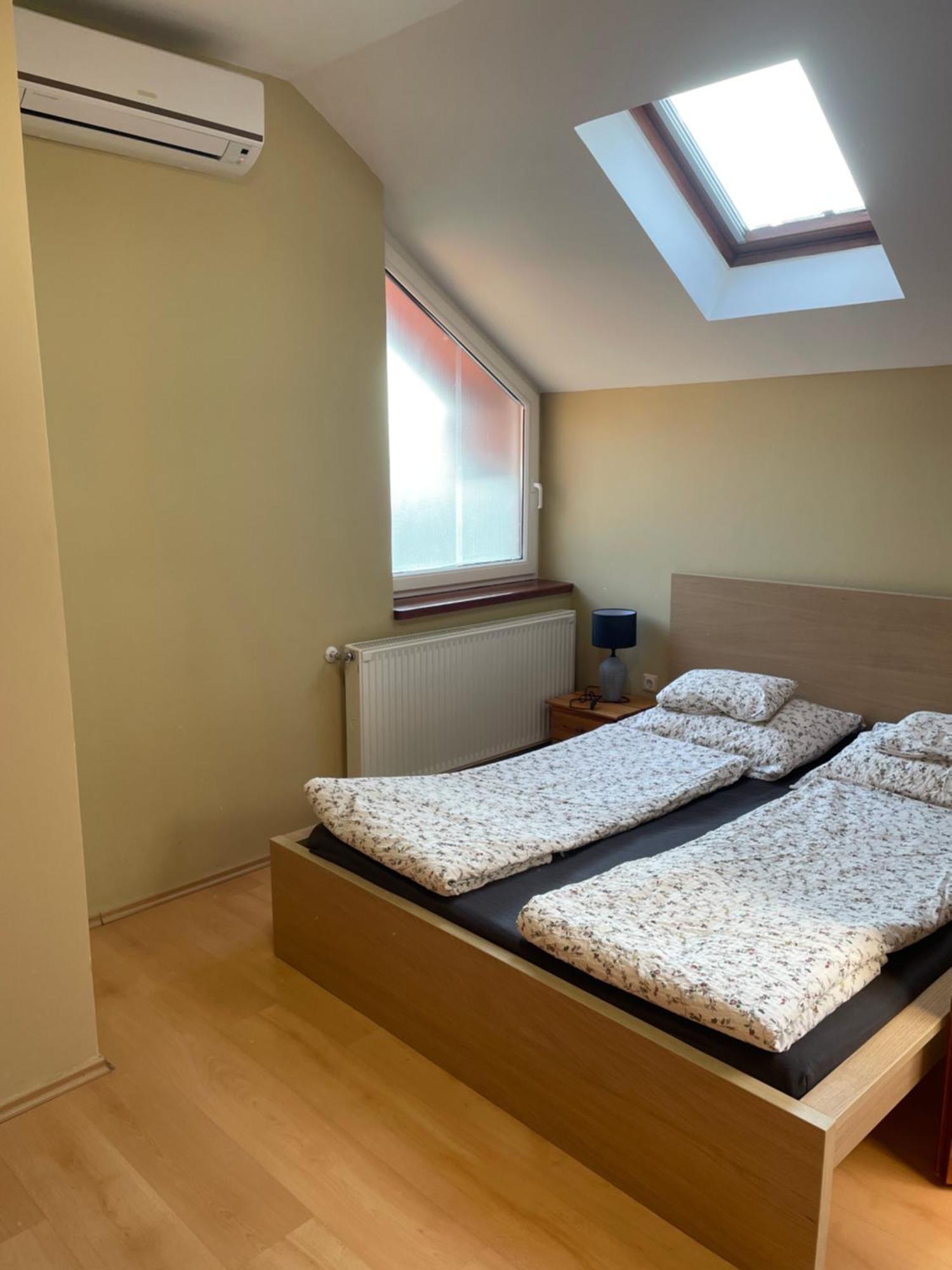 Hajdúszoboszló Rozsakert Apartmanhaz מראה חיצוני תמונה